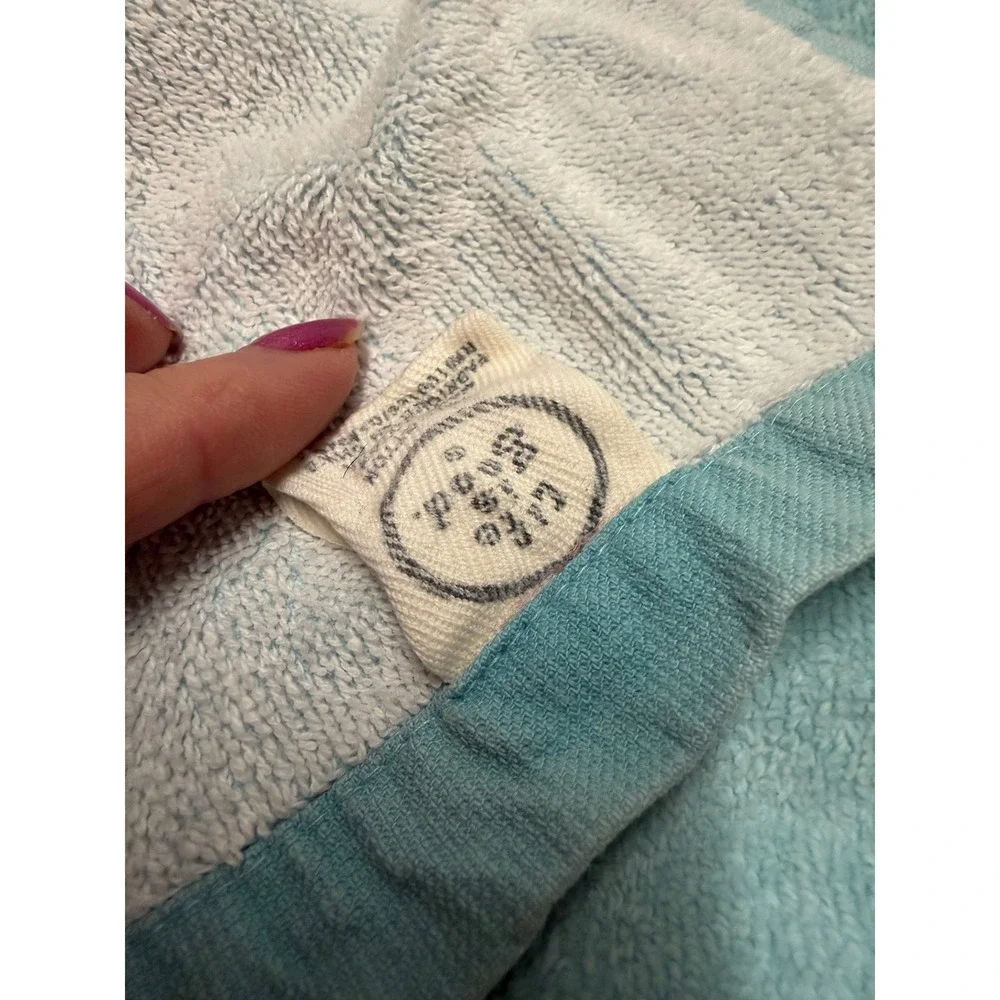 Life is Good Daisy Beach Towel Light Blue Cotton Blend Oversized Pool Towel